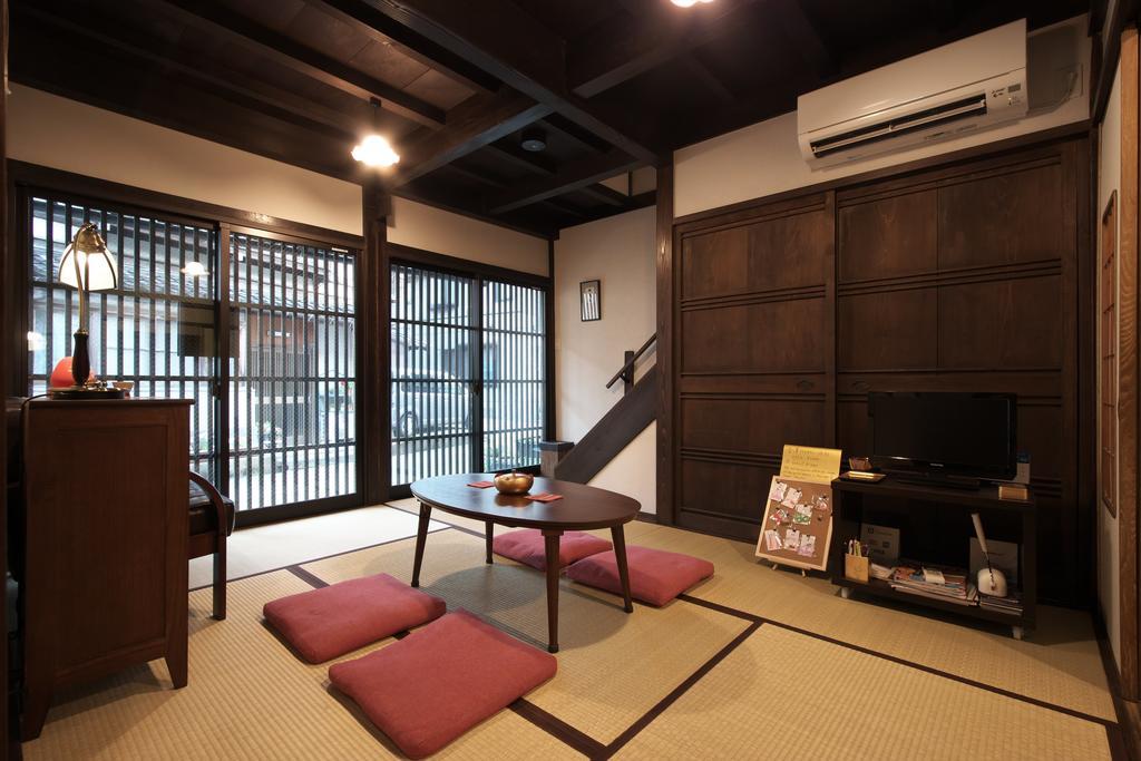 Kanazawa Guest House East Mountain Eksteriør bilde